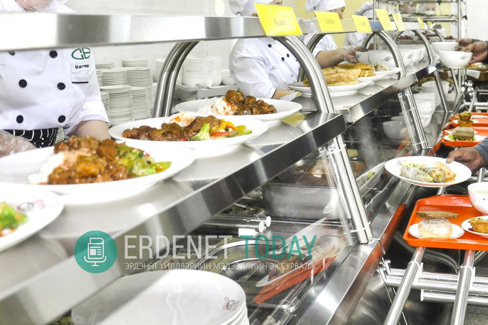 Халуун хоолны үйлчилгээ үзүүлдэг компаниудын ажилчдыг дархлаажуулалтад хамруулжээ