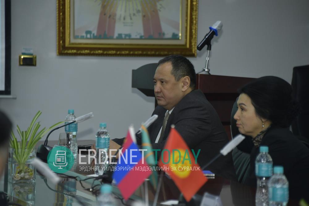 Эрдэнэт үйлдвэр мод тарих ажилд Киргиз улстай хамтарна