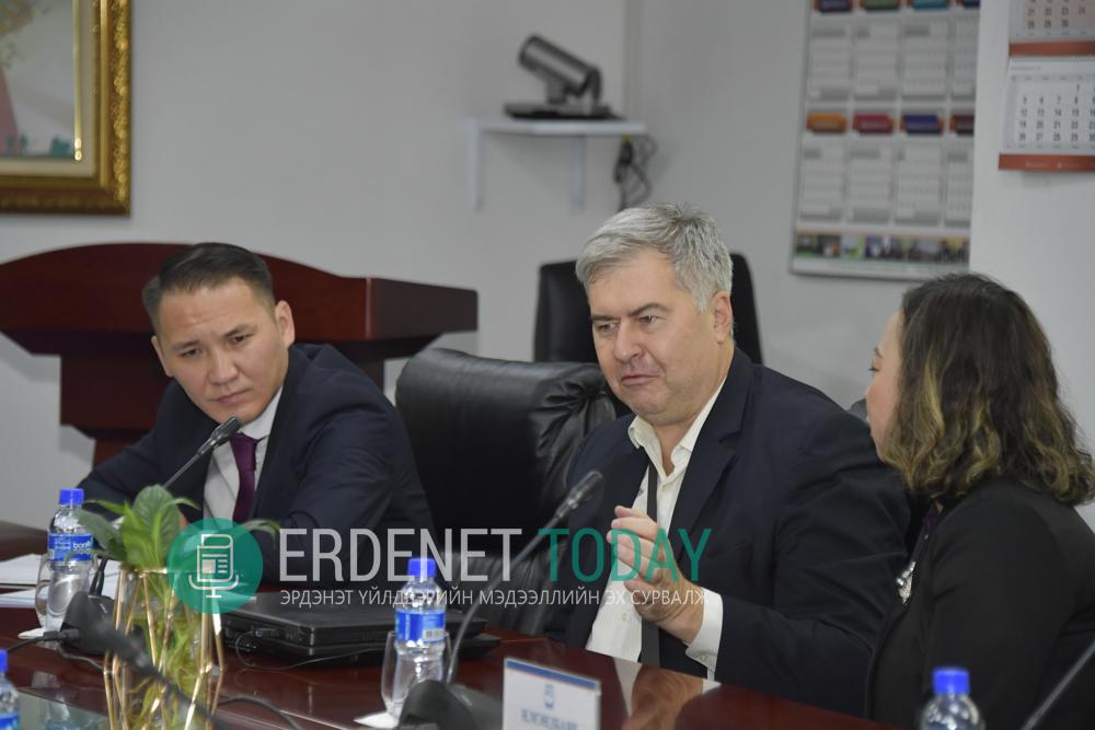 Олон улсын аудиторууд Эрдэнэт үйлдвэрт хүний нөөцийн стандартын баталгаажуулалт хийхээр ажиллаж байна