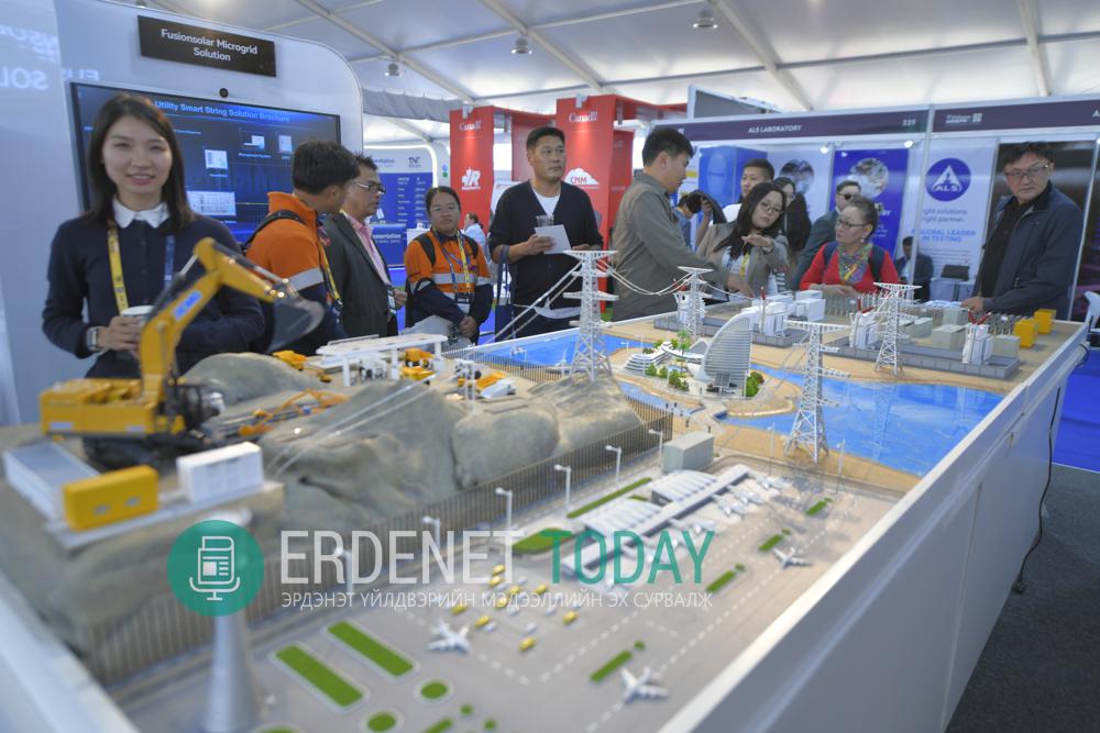 MINING WEEK-2026: УУЛ УУРХАЙН САЛБАРЫН ОЛОН УЛСЫН ЯРИА ХЭЛЭЛЦЭЭ ҮРГЭЛЖИЛЖ БАЙНА