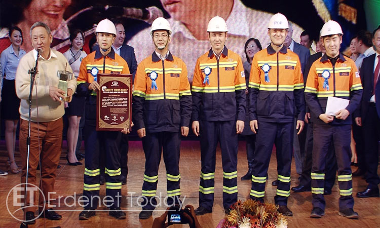 Хүдрийн ил уурхай “Safety first-2015” тэмцээнд түрүүллээ