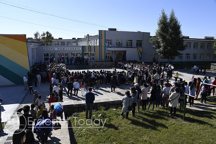 19-р орос сургуулийн хичээлийн шинэ жилийн нээлт /фото сурвалжлага/