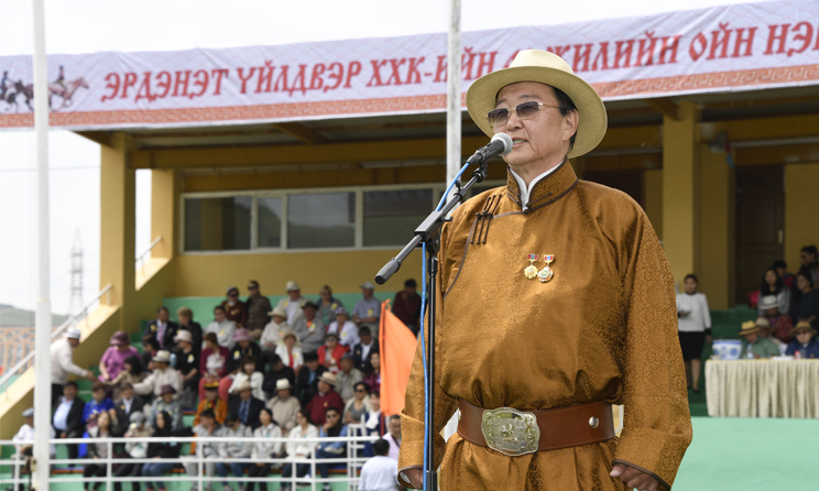 Эрдэнэтэд төвийн бүсийн хурд цуглалаа