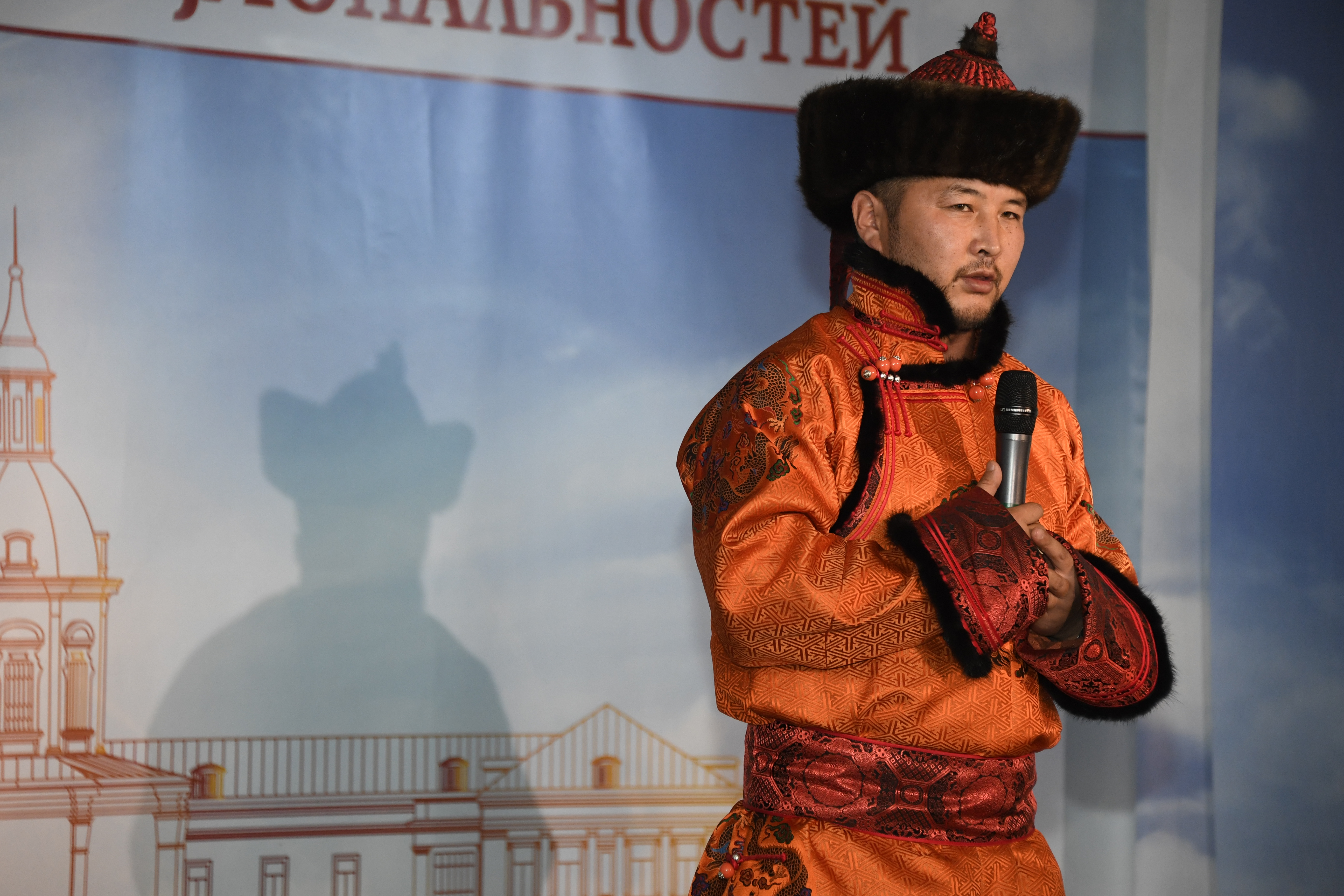 Хөөмийч М.Саруултөгс Ховдыг зорилоо