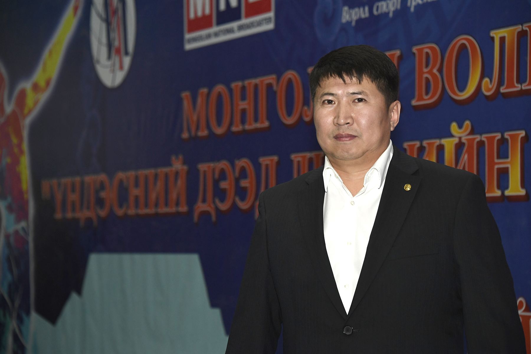 Волейбол нь спорт, шинжлэх ухаан, урлаг юм
