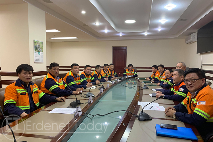 Эрдэнэт үйлдвэрийн 5 дугаар сарын үйлдвэрлэлийн төлөвлөгөө биеллээ