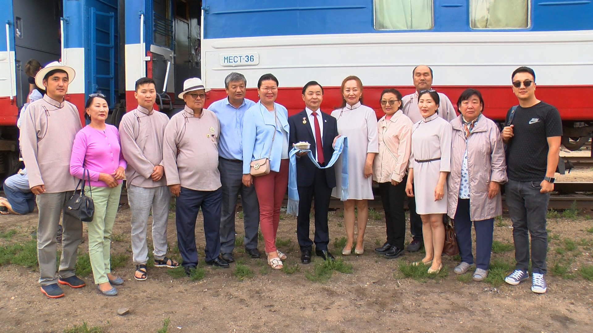 Уурхайчид “отгон” гавьяатаа угтан авлаа